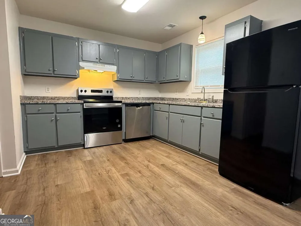 160 Second ST Winder, GA 30680