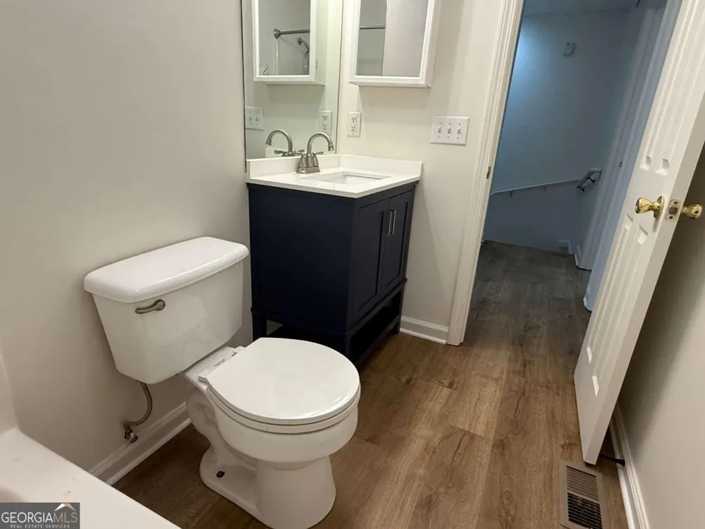 160 Second ST Winder, GA 30680
