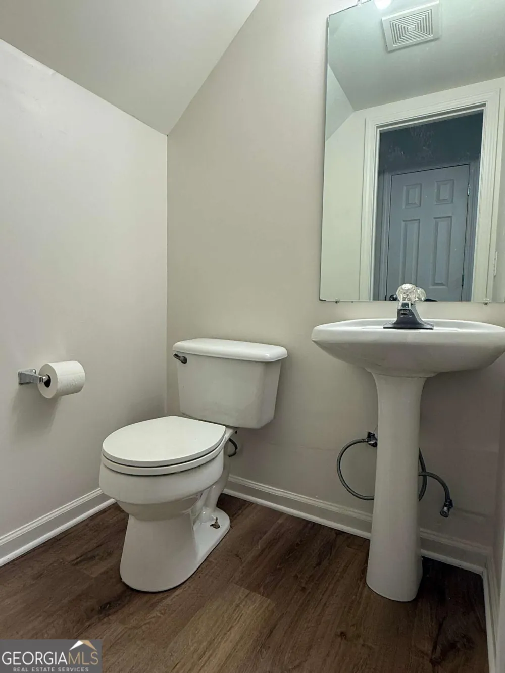 160 Second ST Winder, GA 30680