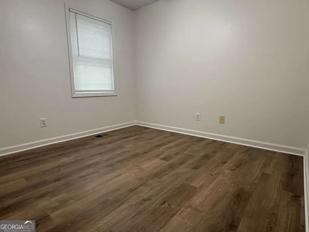160 Second ST Winder, GA 30680