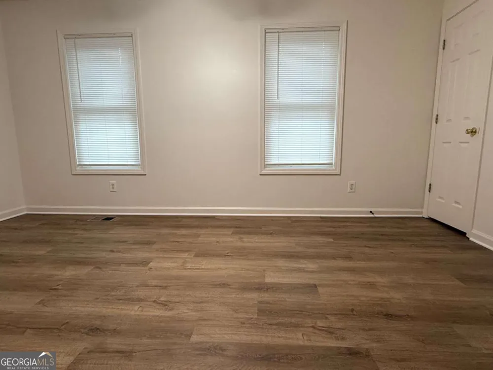 160 Second ST Winder, GA 30680