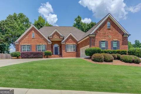 2453 Democracy DR