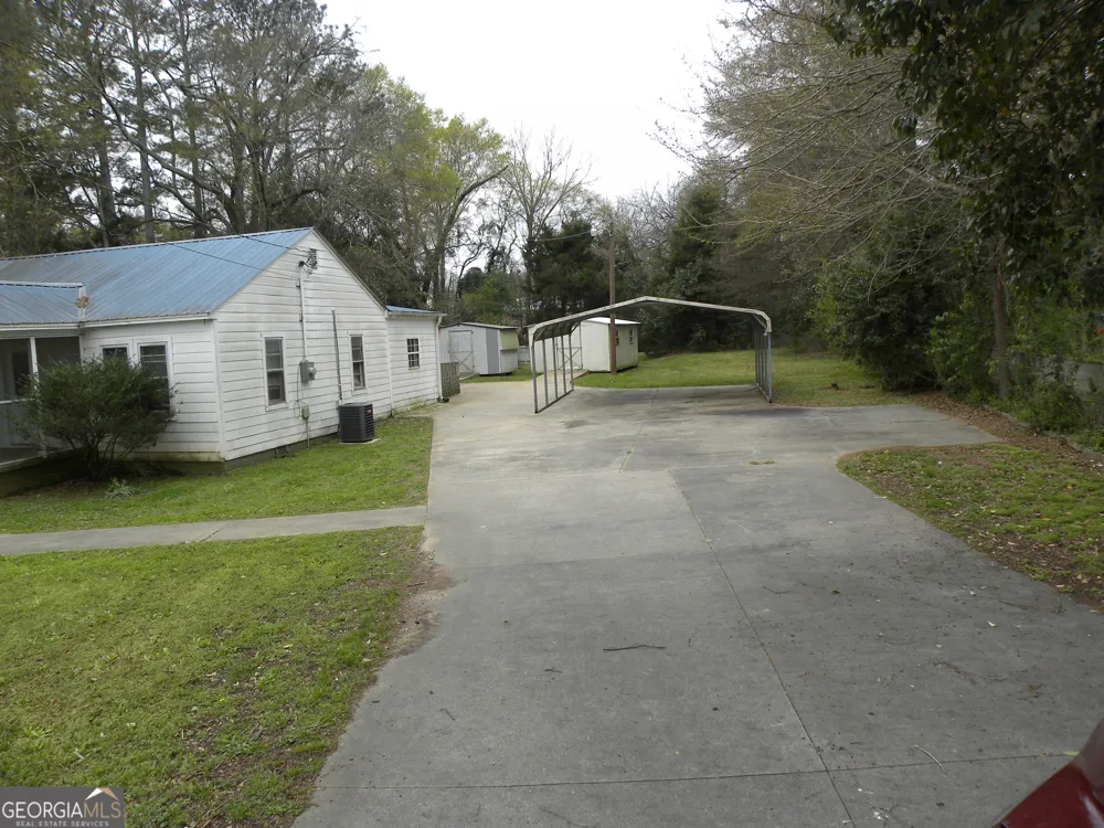 113 Maple ST Hartwell, GA 30643