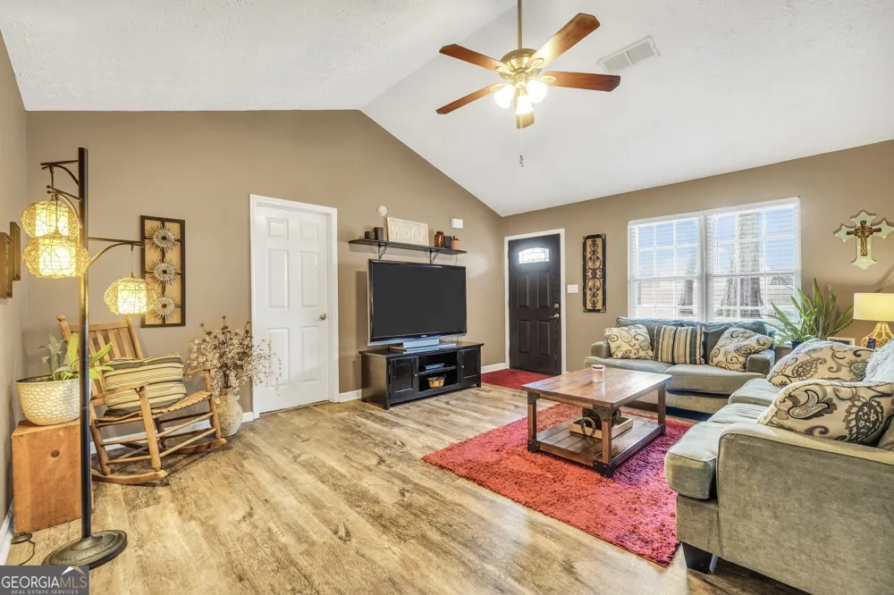 145 Old Highway 85 Senoia, GA 30276