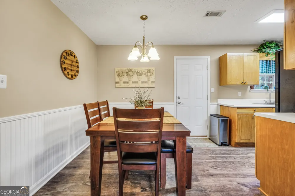 145 Old Highway 85 Senoia, GA 30276