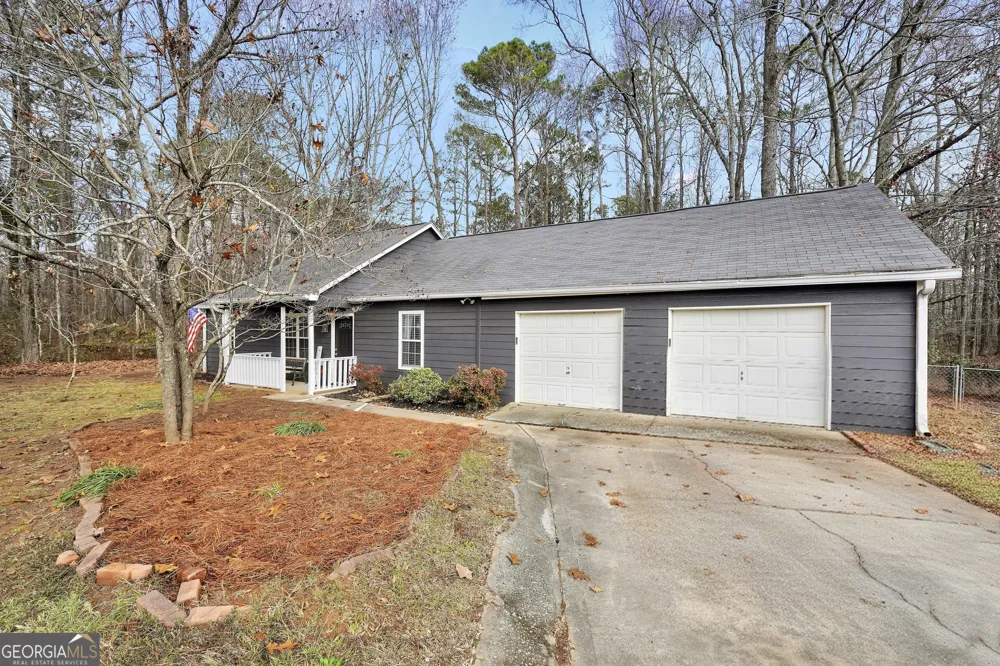 145 Old Highway 85 Senoia, GA 30276