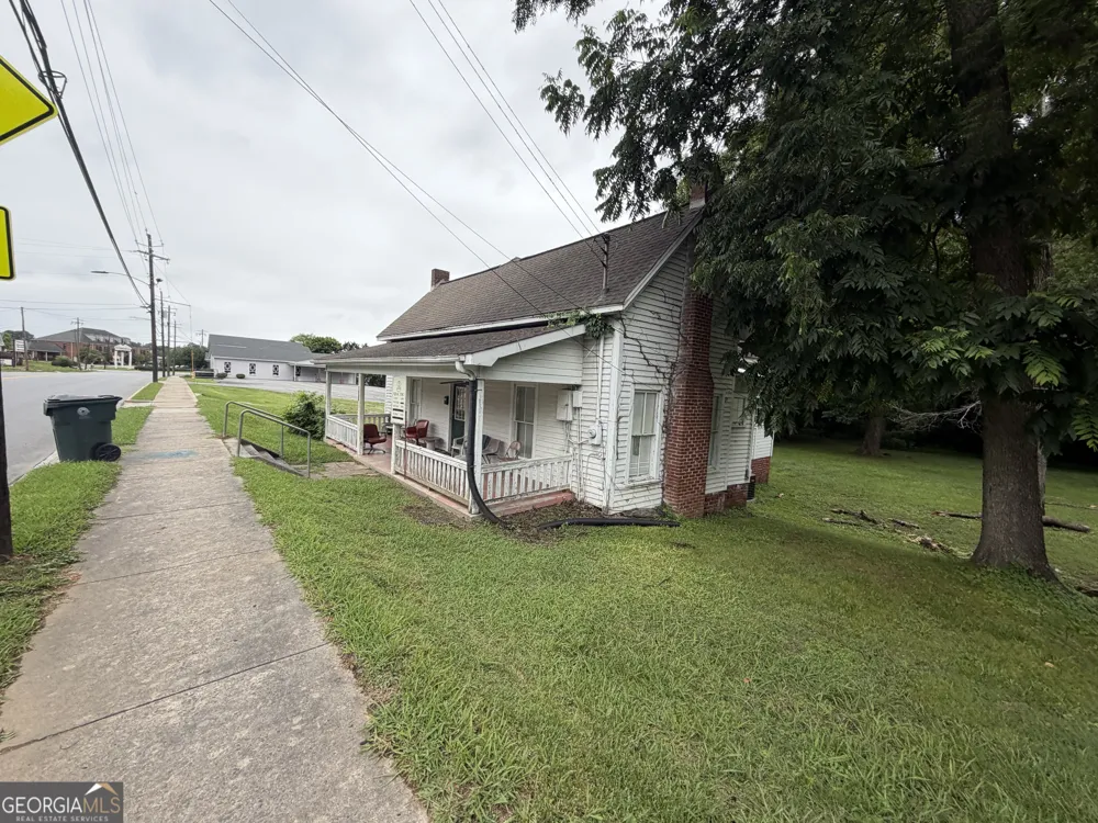 300 E Elm ST Rockmart, GA 30153