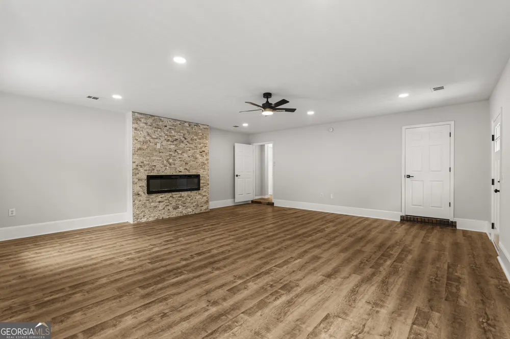 11 WALNUT CT Fortson, GA 31808