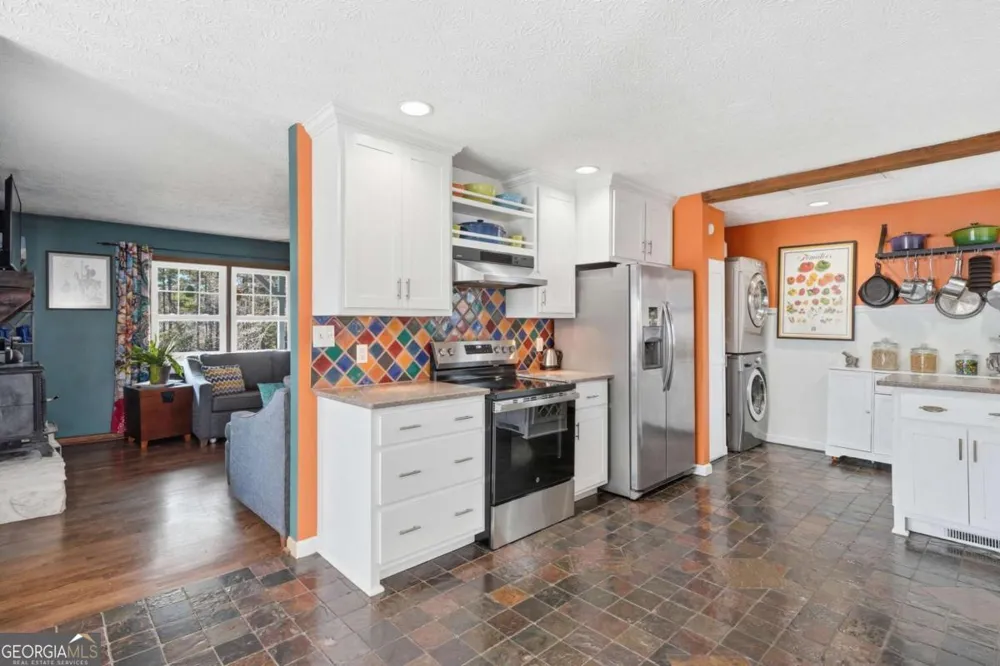 214 Horseshoe CIR Rockmart, GA 30153