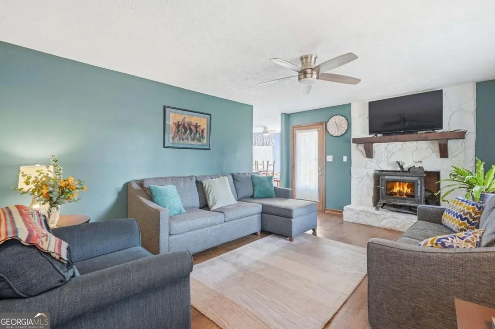 214 Horseshoe CIR Rockmart, GA 30153