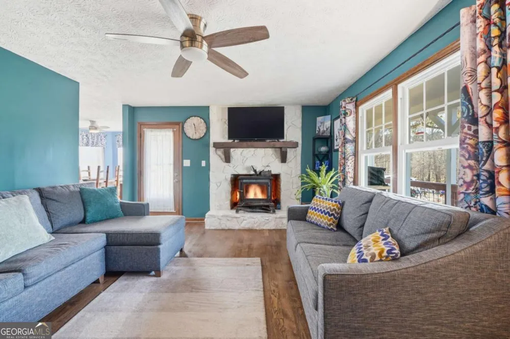214 Horseshoe CIR Rockmart, GA 30153