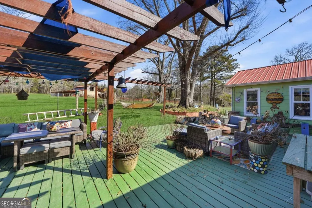 214 Horseshoe CIR Rockmart, GA 30153
