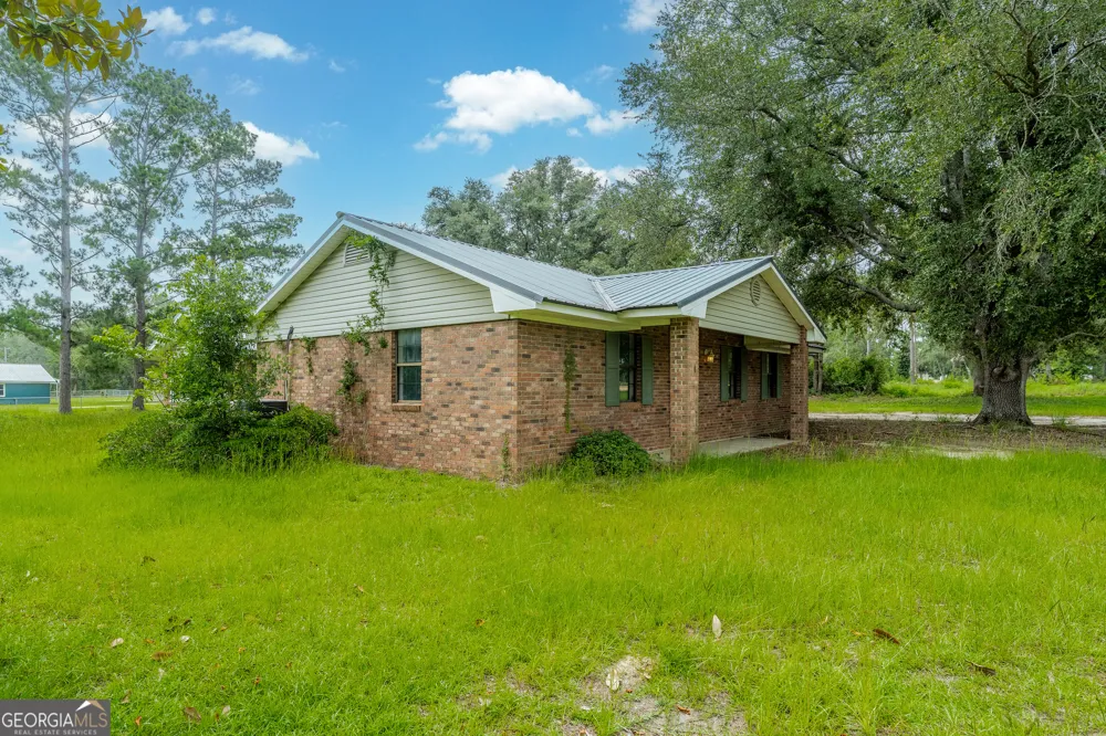 517 Ben Carver RD Douglas, GA 31535