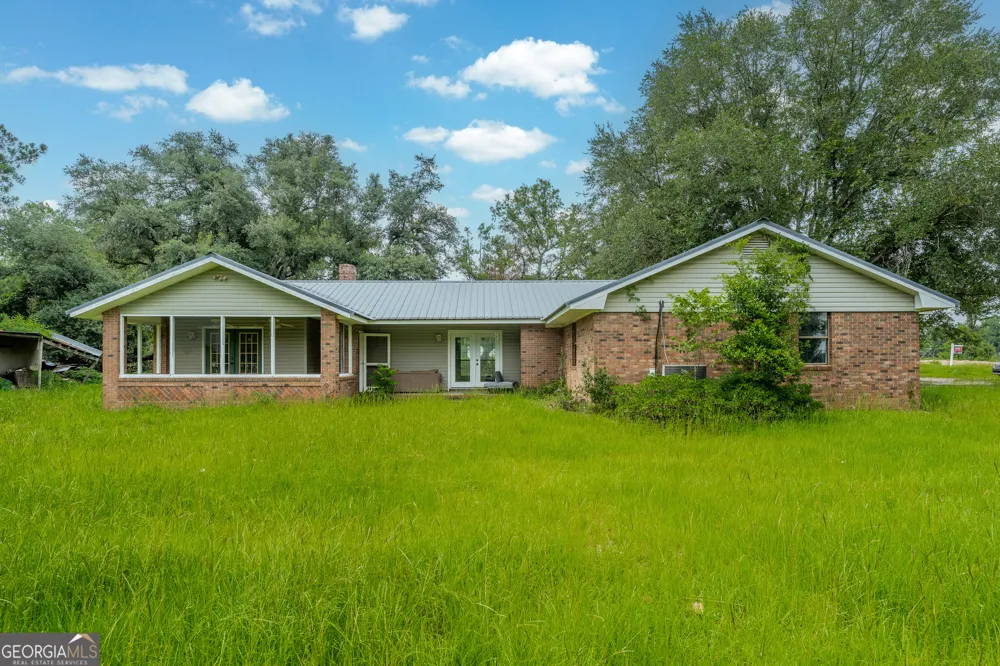 517 Ben Carver RD Douglas, GA 31535