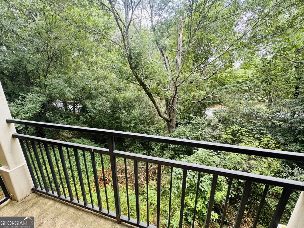 490 Barnett Shoals RD Athens, GA 30605