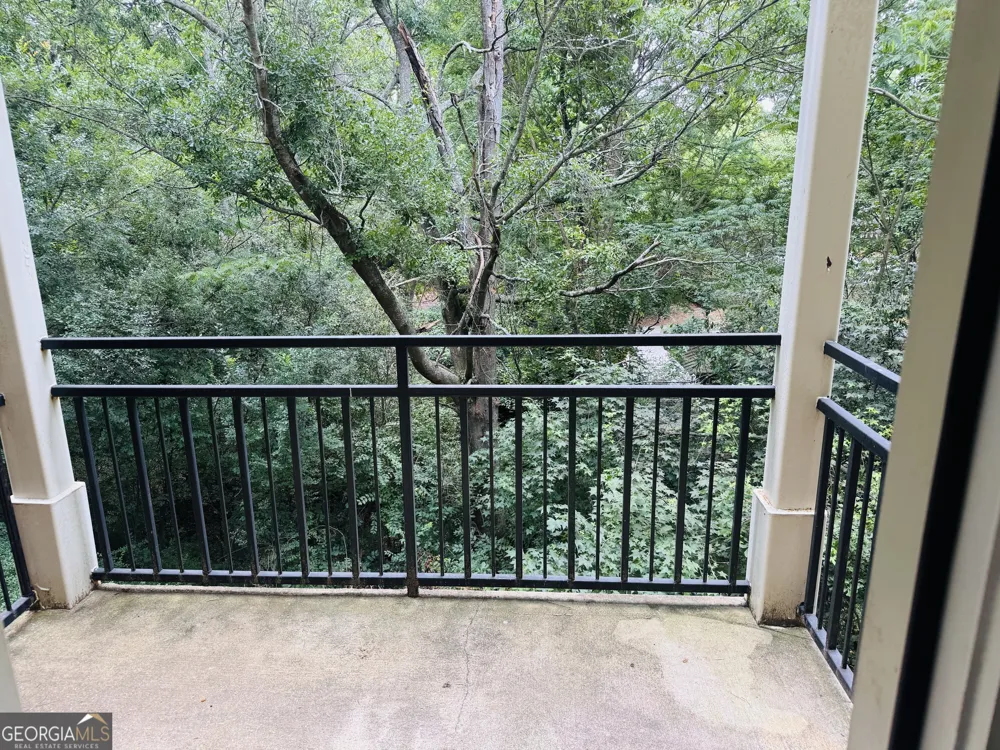 490 Barnett Shoals RD Athens, GA 30605