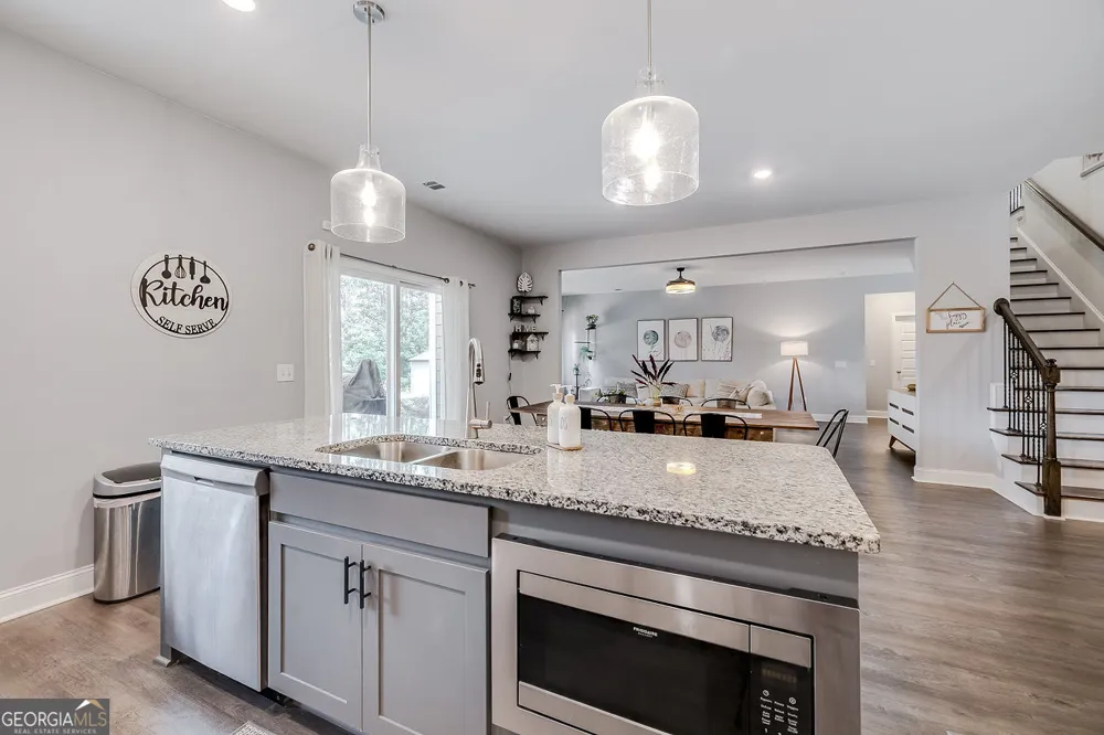 130 Sapphire CIR Guyton, GA 31312