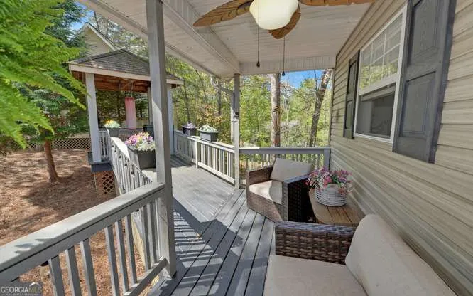 95 Windjammer DR Hiawassee, GA 30546