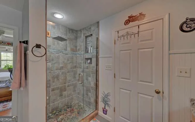 95 Windjammer DR Hiawassee, GA 30546