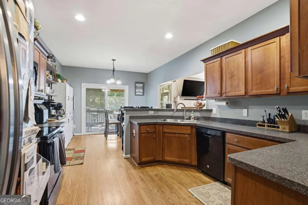 12 Laurel WAY NE White, GA 30184