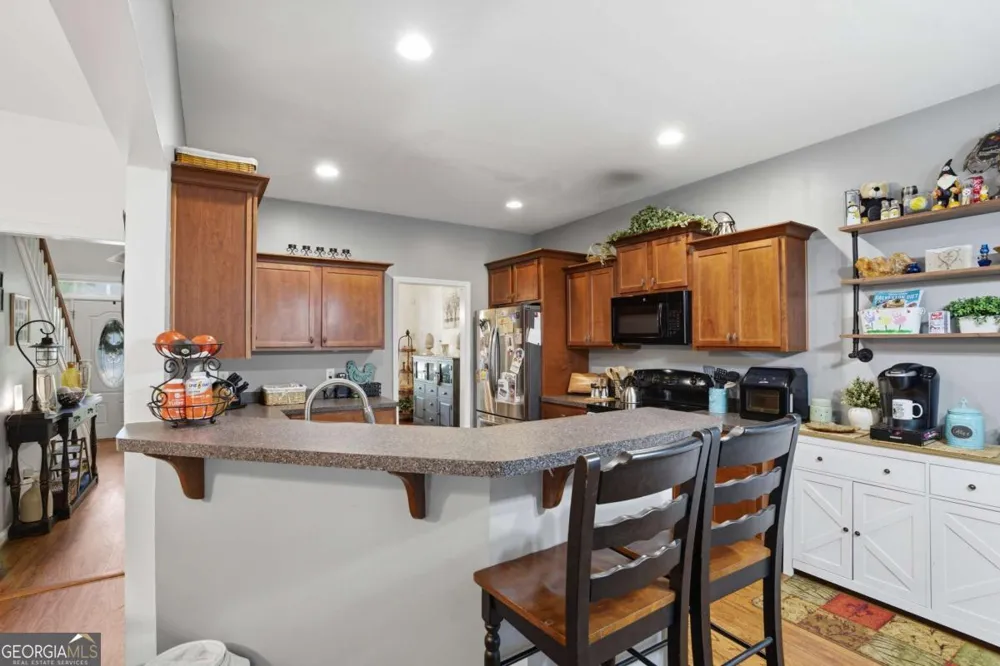 12 Laurel WAY NE White, GA 30184