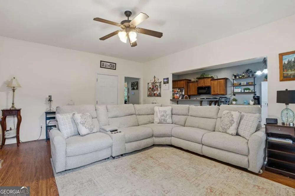 12 Laurel WAY NE White, GA 30184