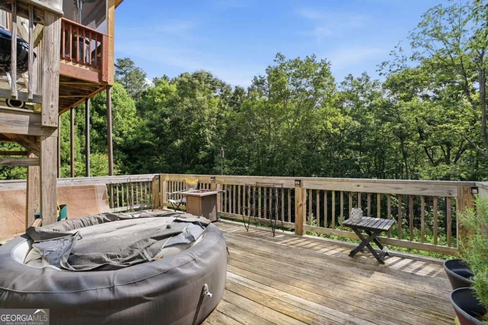 12 Laurel WAY NE White, GA 30184