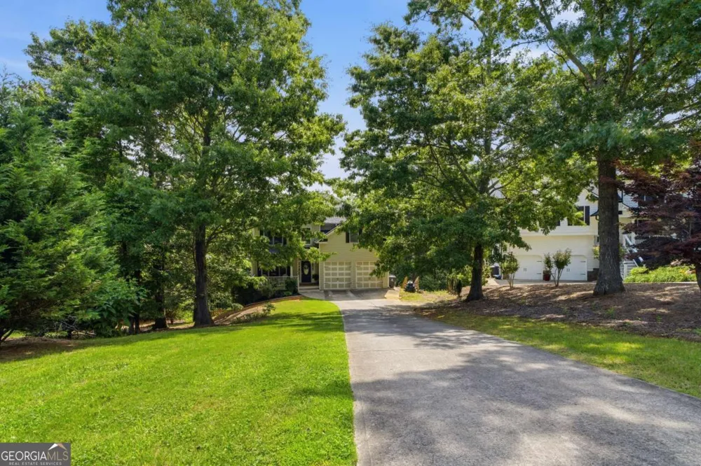 12 Laurel WAY NE White, GA 30184