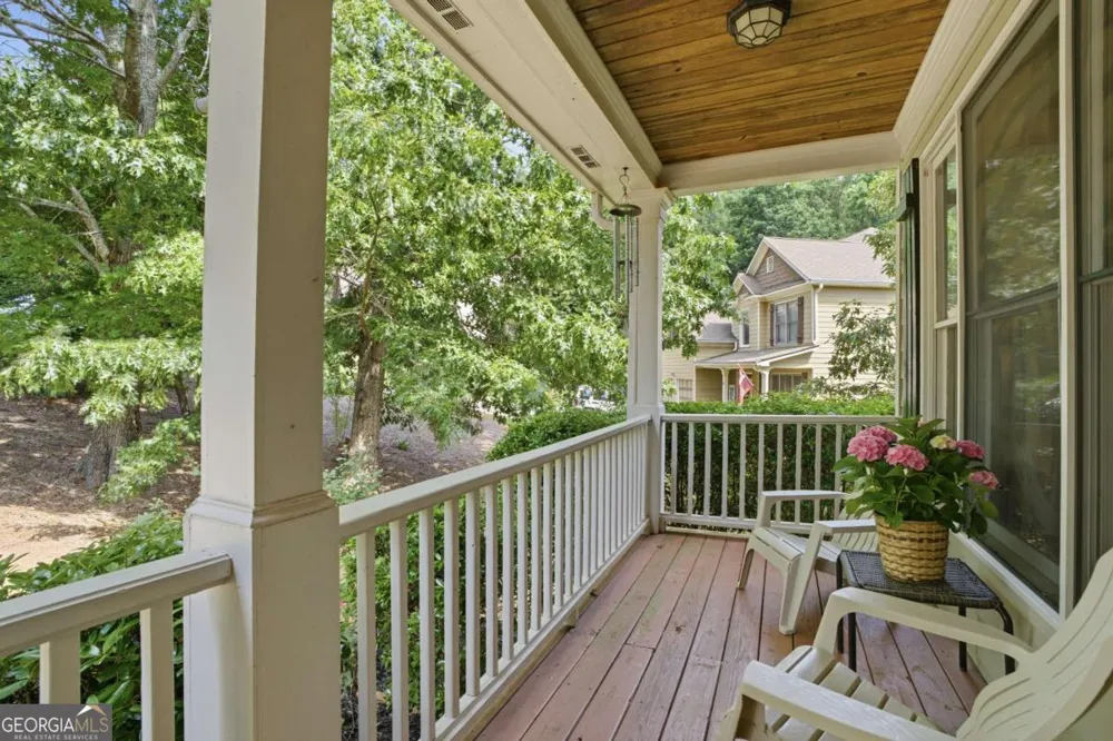 12 Laurel WAY NE White, GA 30184