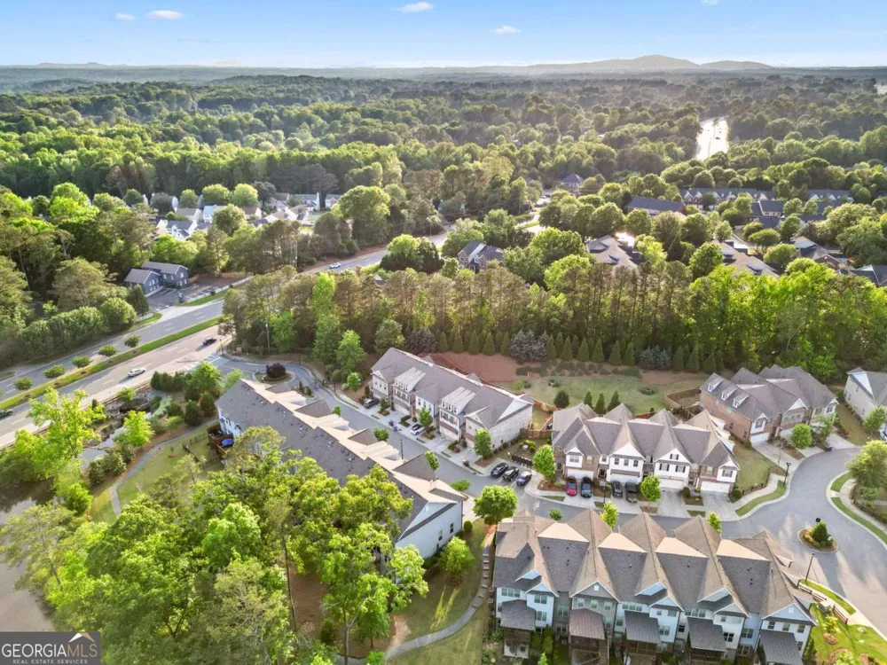 1011 Towneship WAY Roswell, GA 30075