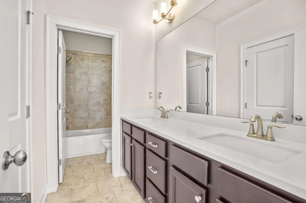 1011 Towneship WAY Roswell, GA 30075