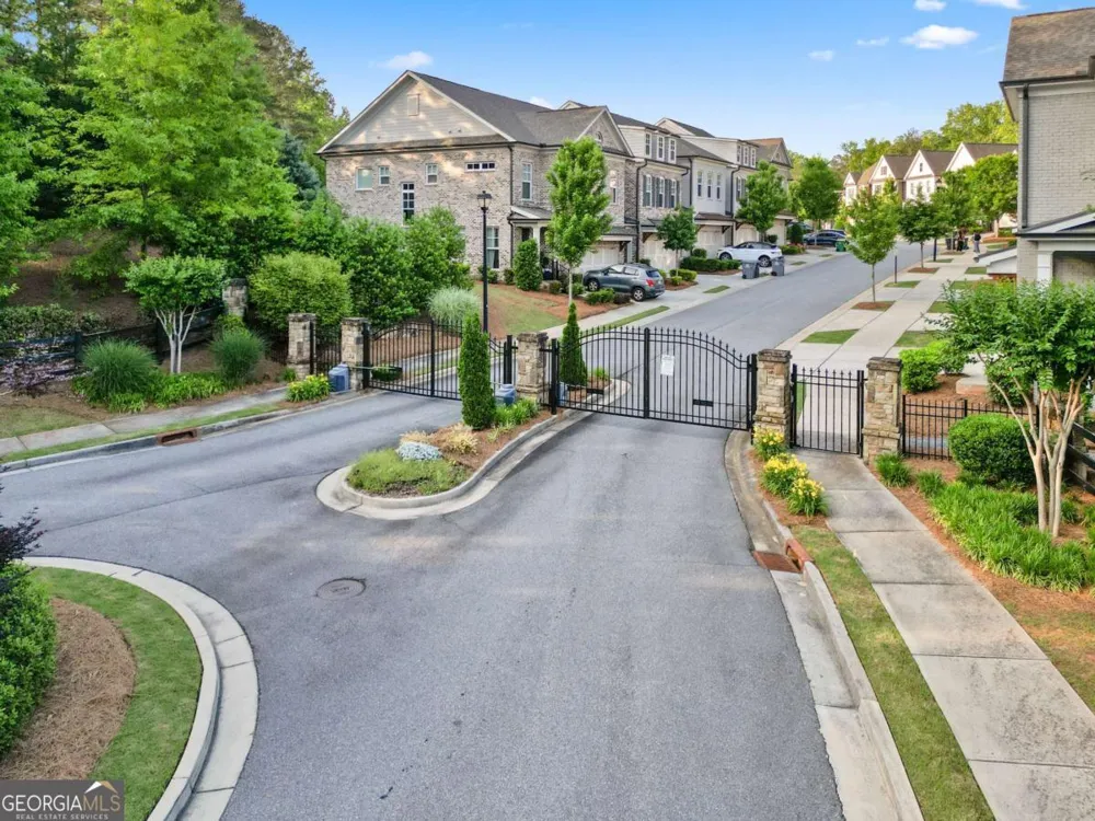 1011 Towneship WAY Roswell, GA 30075