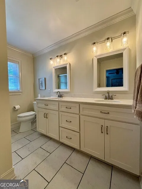 300 Lewis DR Vidalia, GA 30474
