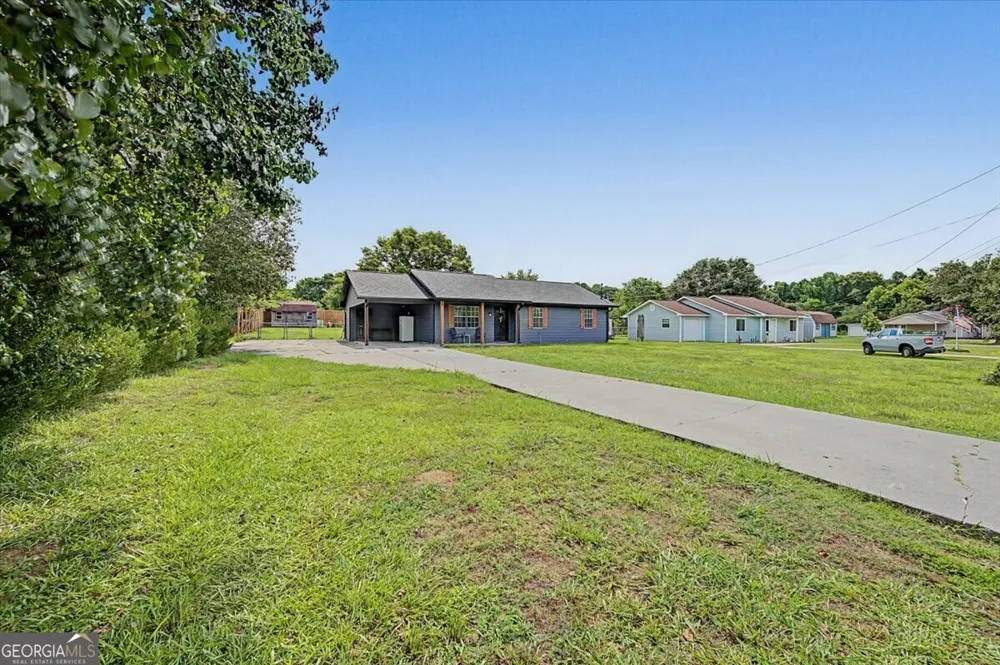 290 Erwin Hill RD SE Calhoun, GA 30701
