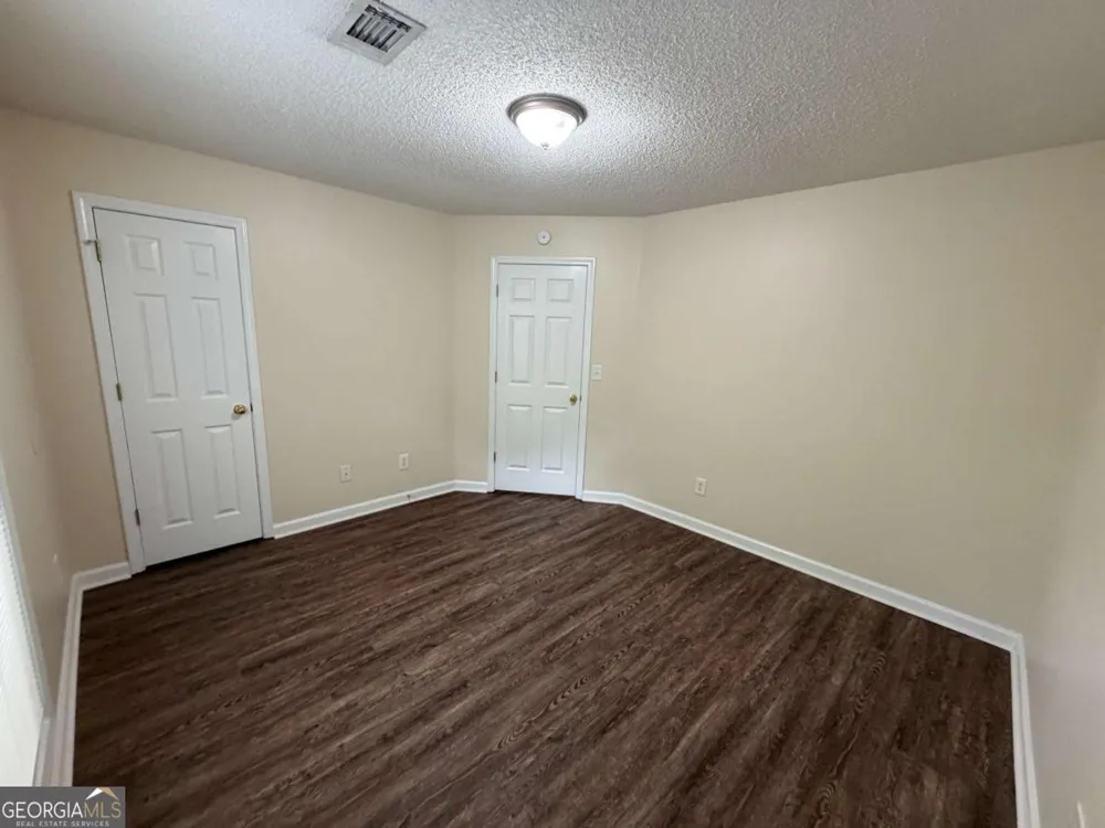 211 Ravenwood CT Bethlehem, GA 30620