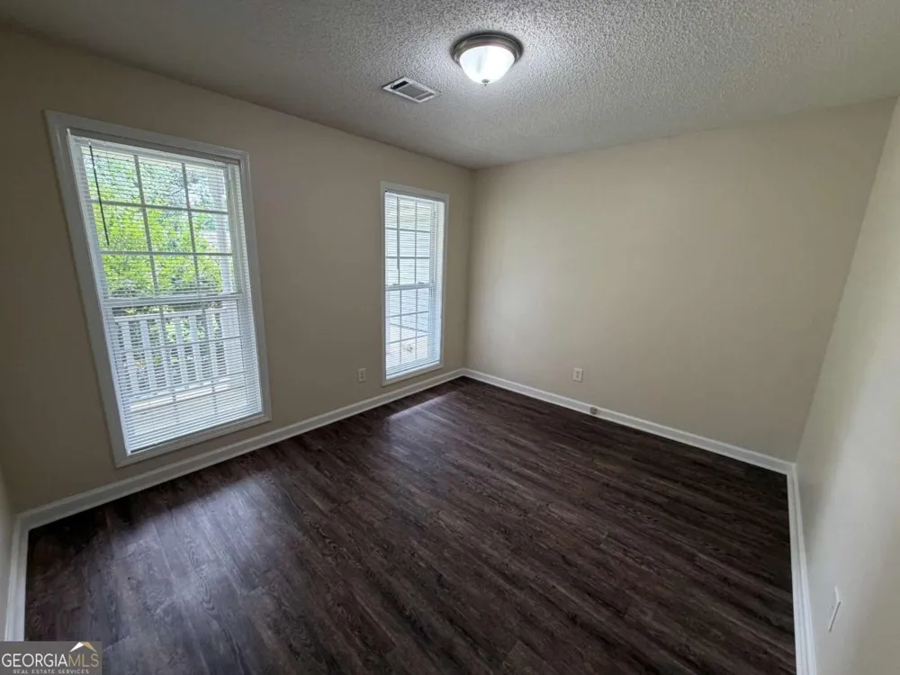 211 Ravenwood CT Bethlehem, GA 30620
