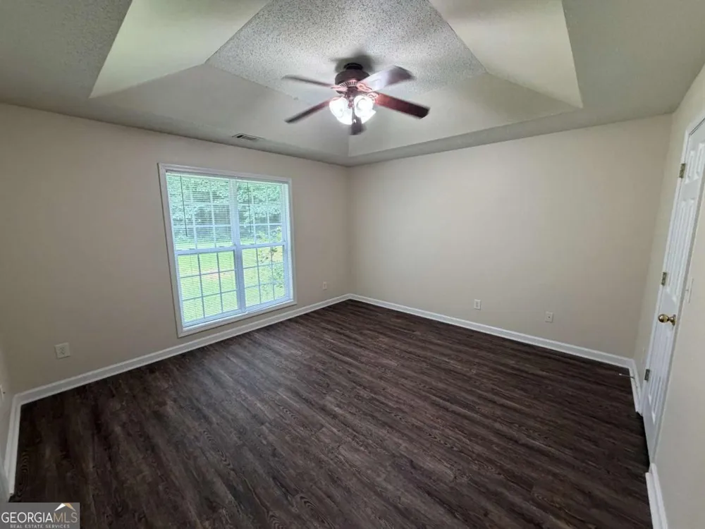 211 Ravenwood CT Bethlehem, GA 30620
