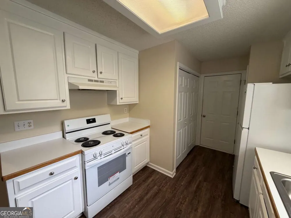 211 Ravenwood CT Bethlehem, GA 30620