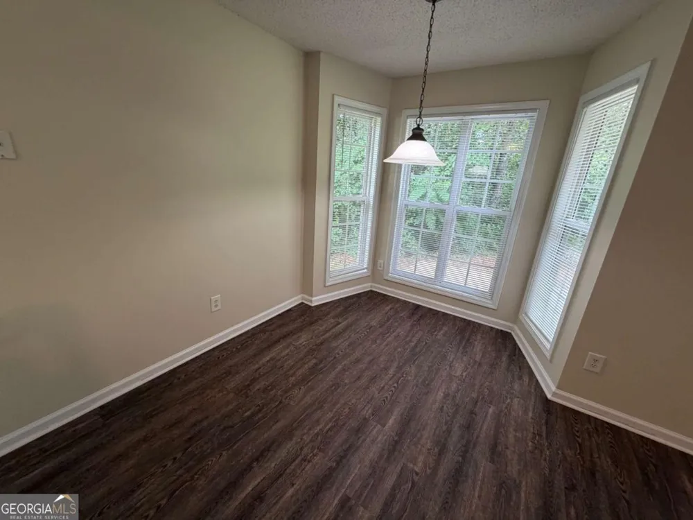 211 Ravenwood CT Bethlehem, GA 30620