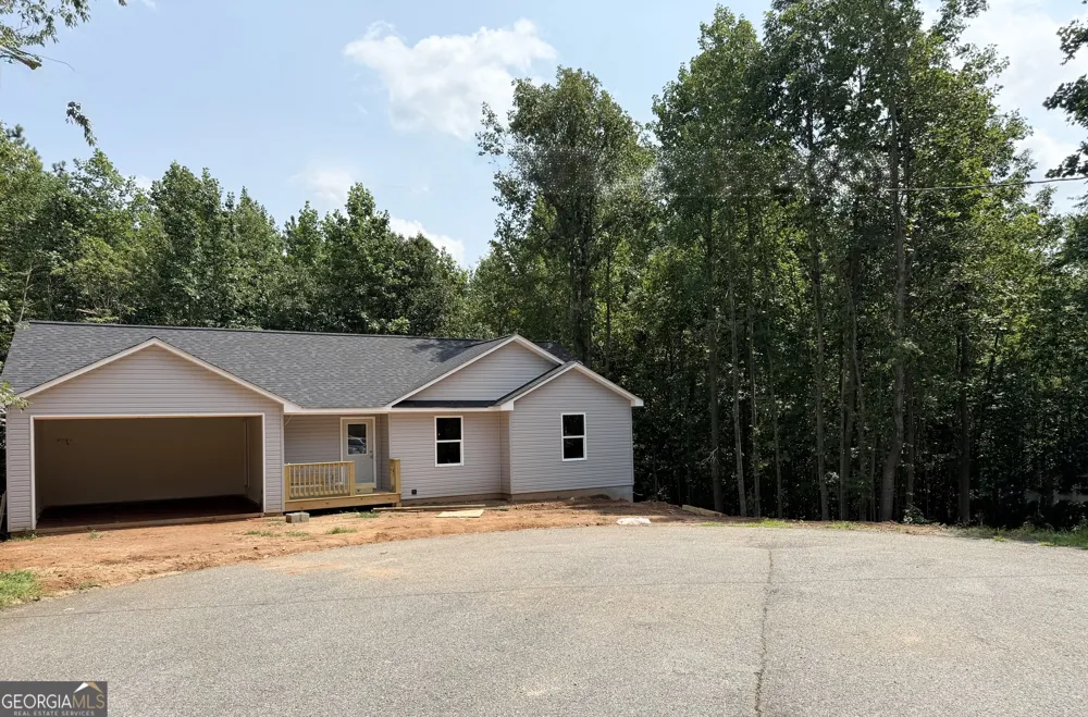 569 Day Star LN Mount Airy, GA 30563