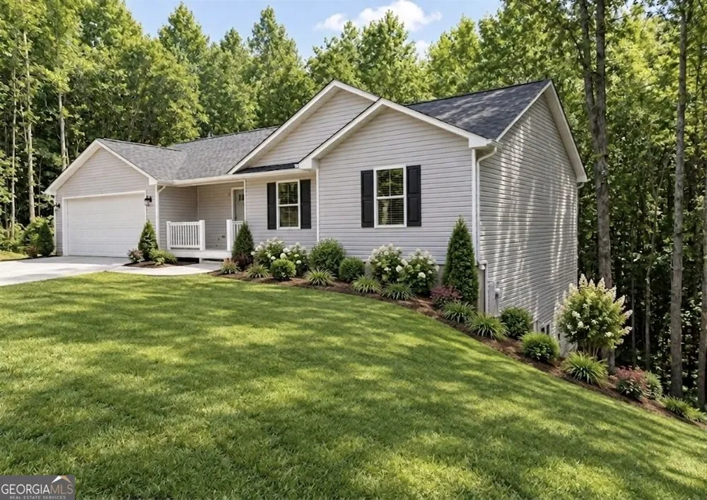 569 Day Star LN Mount Airy, GA 30563