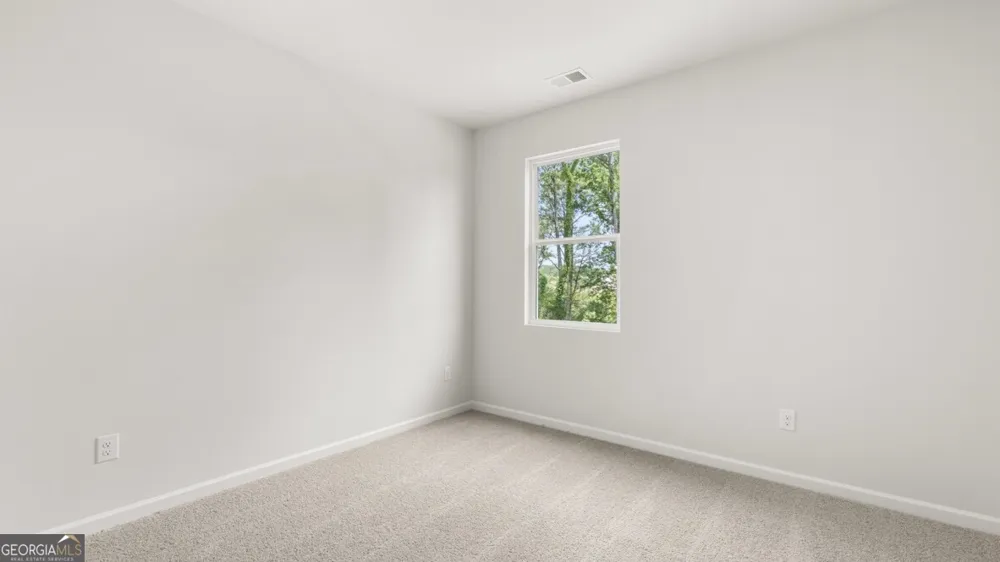 1391 Lincoln LN Braselton, GA 30517