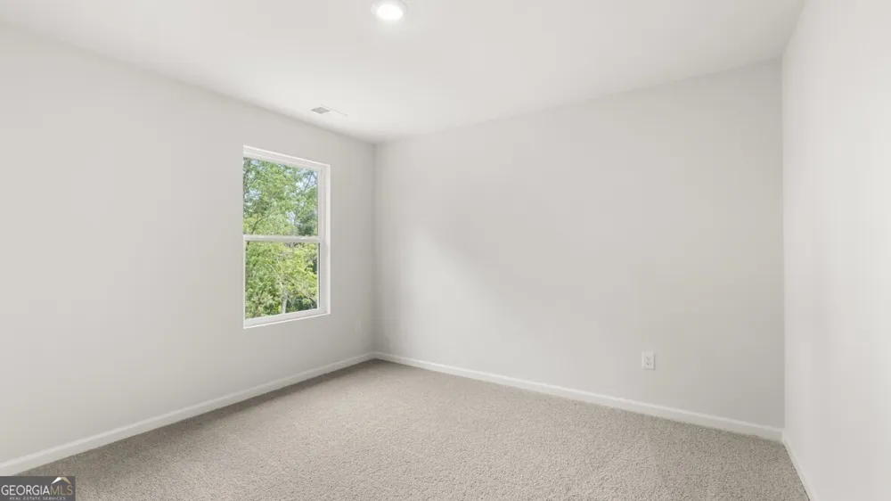 1391 Lincoln LN Braselton, GA 30517