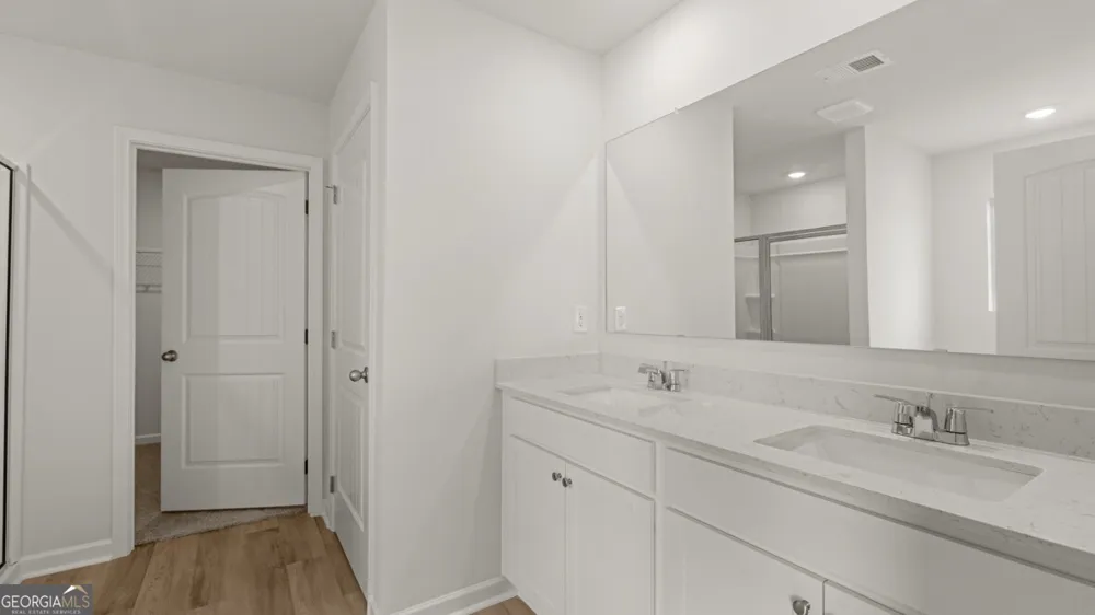 1356 Lincoln LN Braselton, GA 30517