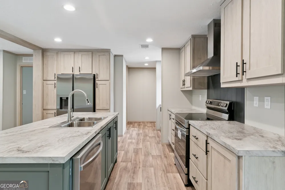 5 N Riverhill TRL Brunswick, GA 31525