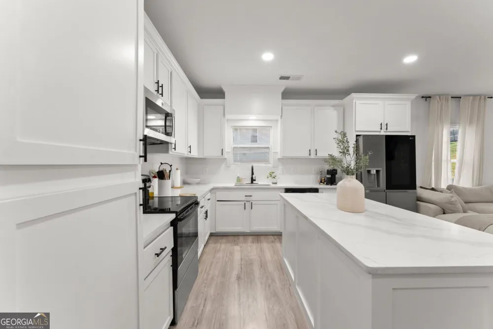 6503 Narramore WAY Lula, GA 30554