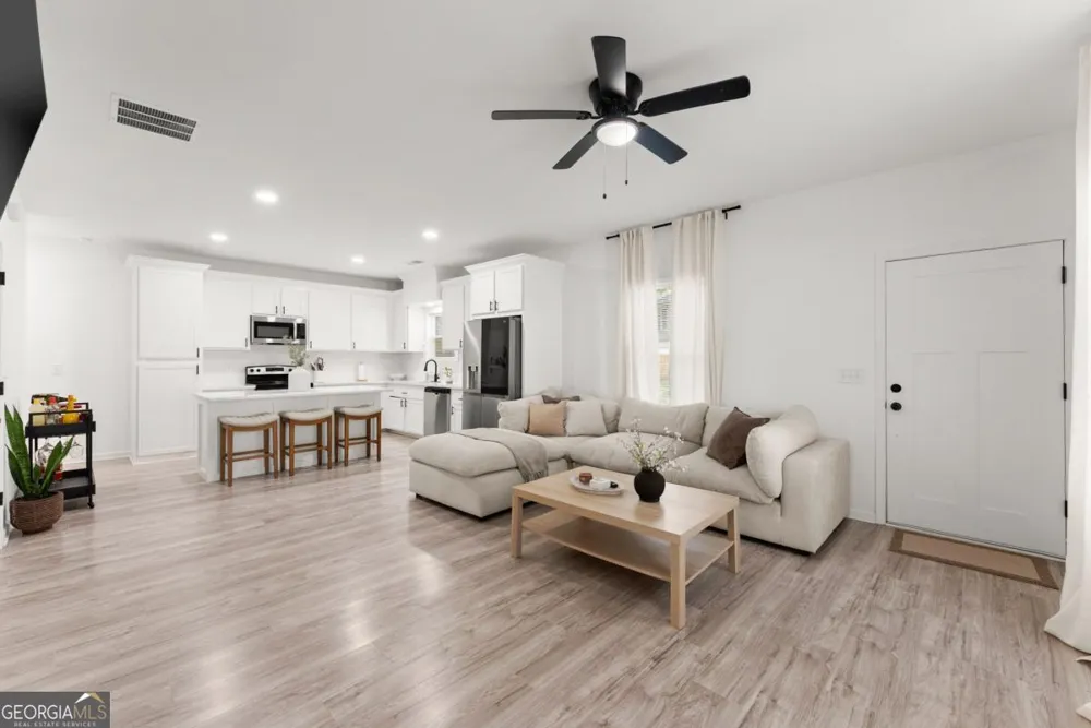 6503 Narramore WAY Lula, GA 30554