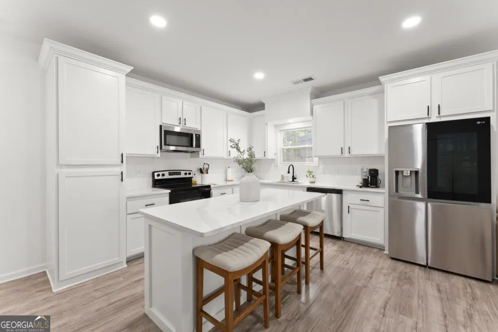 6503 Narramore WAY Lula, GA 30554