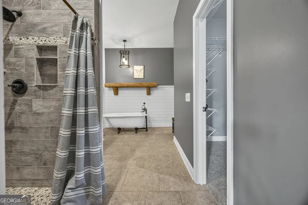 482 Miners Mountain RD Sautee Nacoochee, GA 30571