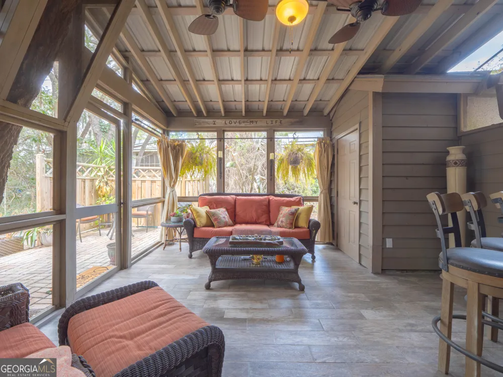 101 Barkentine CT St. Simons, GA 31522